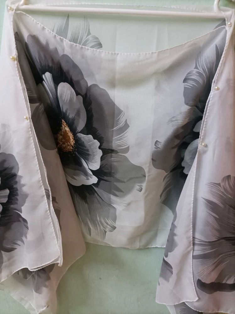 Floral Print with Pearl Detail Top