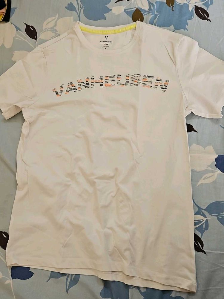Van Heusen Graphic Tee
