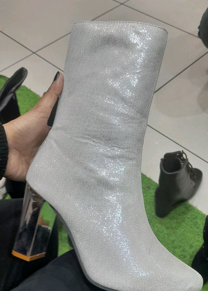 Trendy Silver Boots