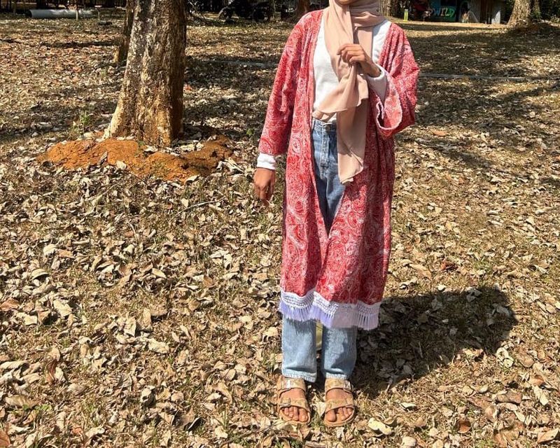 Boho Chic Red Floral Kimono