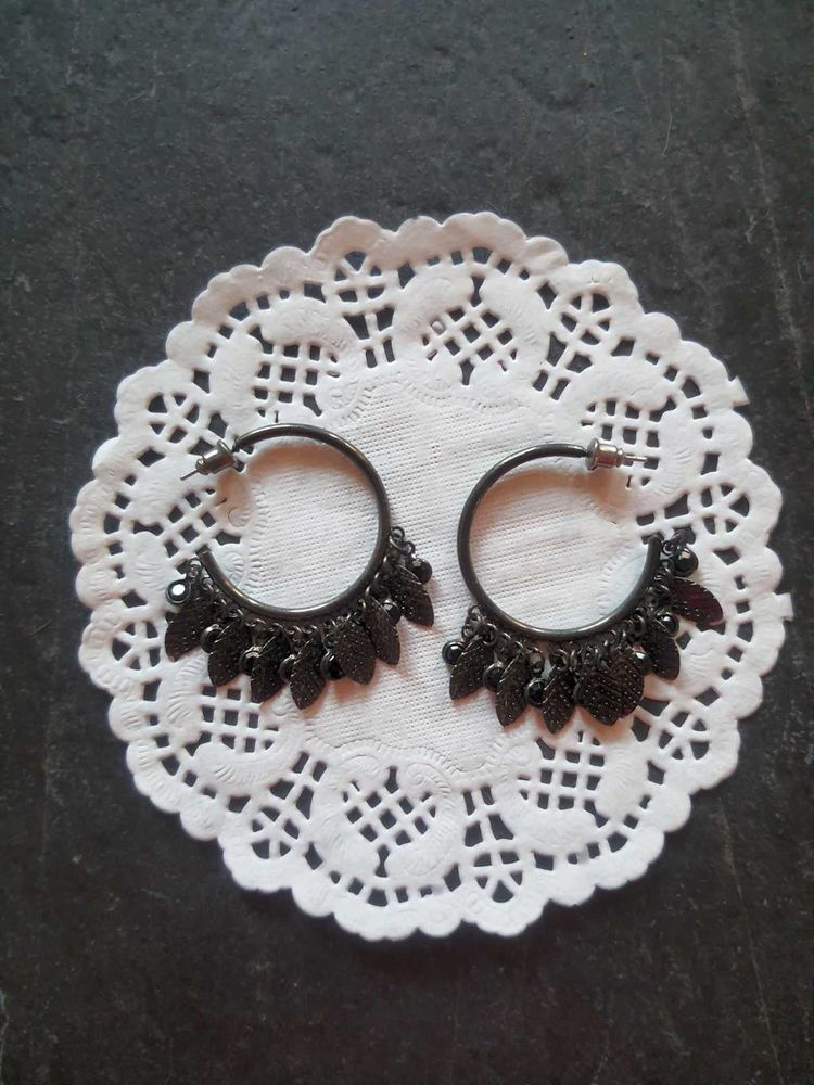 Leaf Noir Earrings