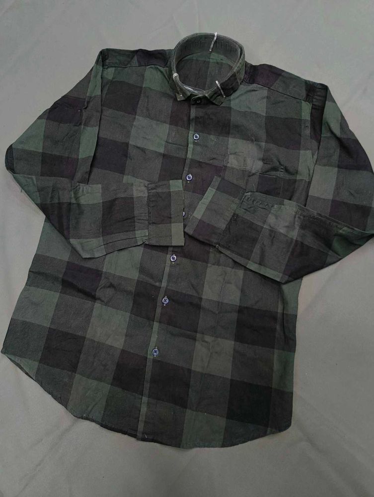 Green &amp; Black Checkered Shirt