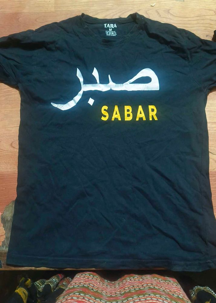 Tara Sabar Graphic Tee