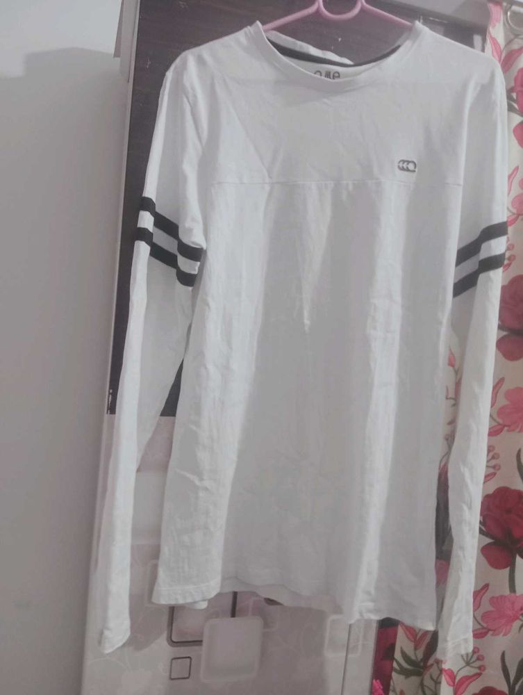 Brand New Jean&#39;s White Tshirt