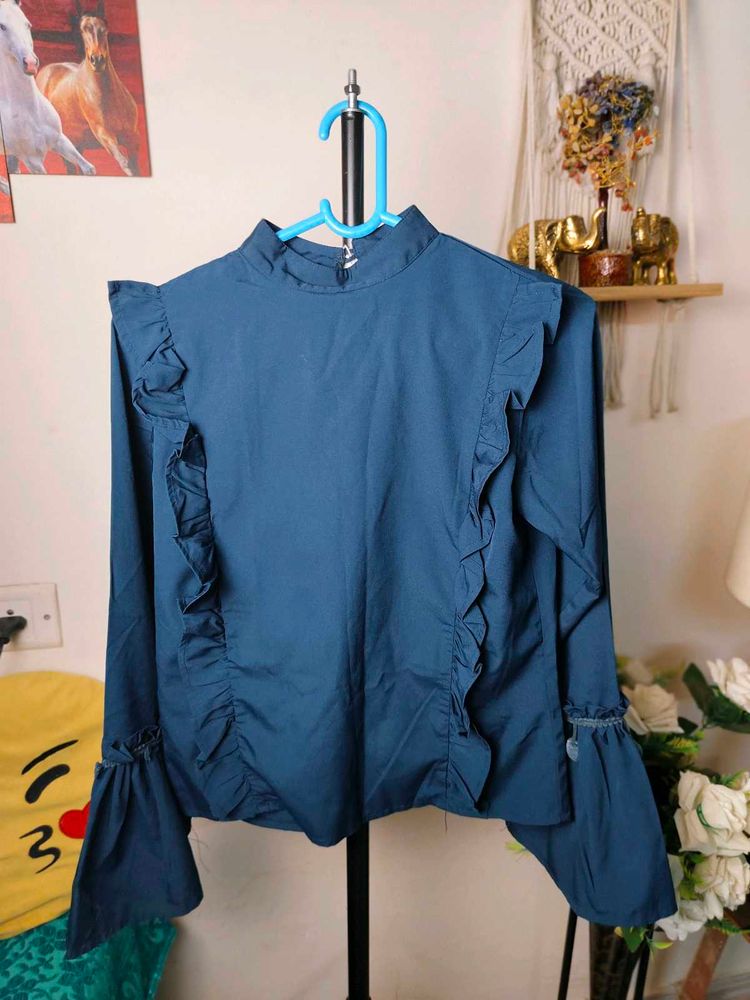 Ruffled Long Sleeve Top