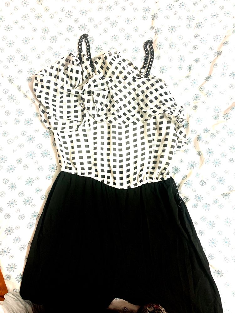 Jumpsuit Black And White