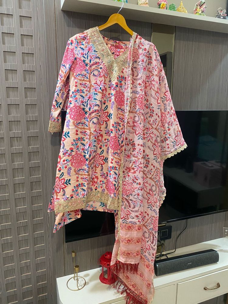 Floral Print Kurta with Dupatta