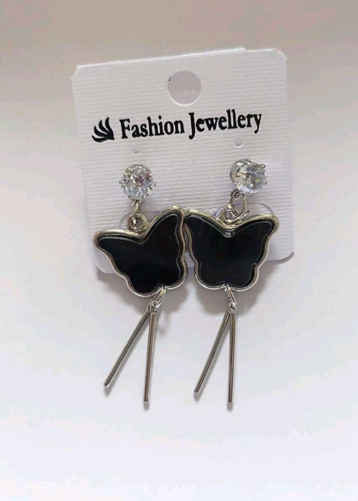 Butterfly Earings 🖤