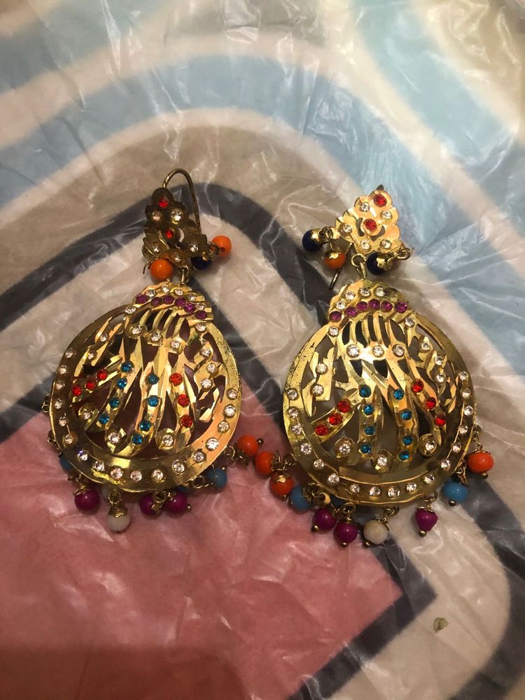 Gorgeous gold Earrings With Colourful Accents