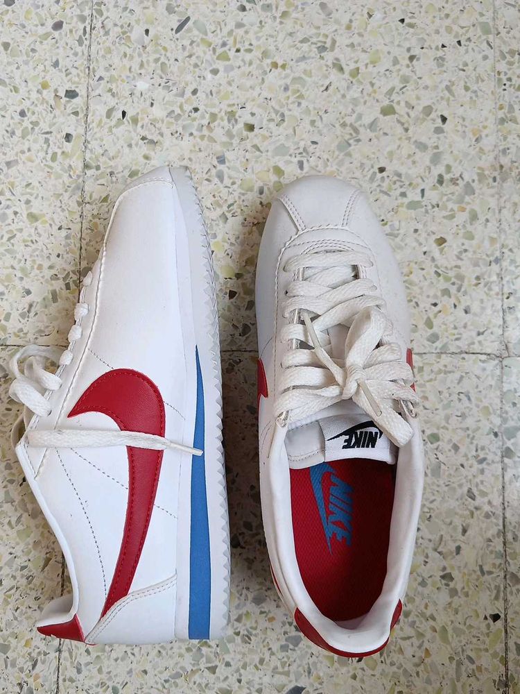 NEW📢 Nike Cortez-Classic White &amp; Red Sneakers