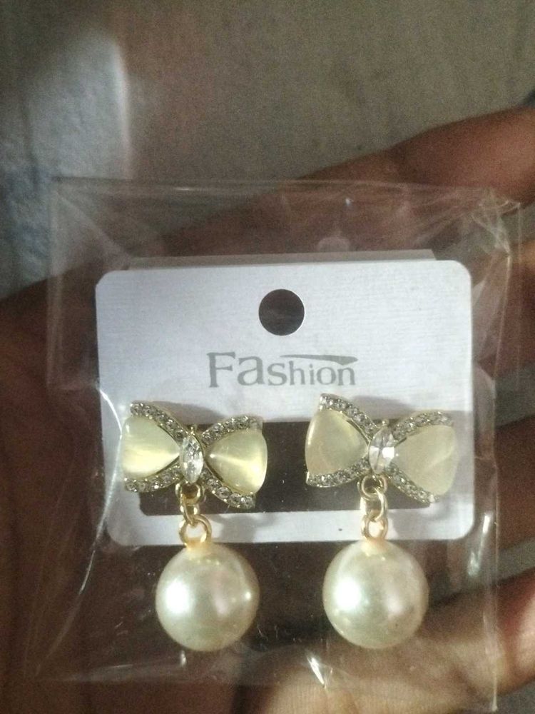 Bow Pearl Drop Earrings