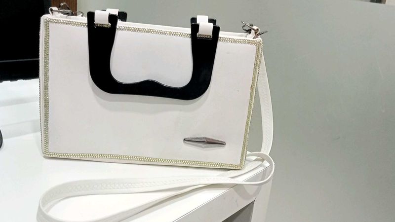 Unique White &amp; Black Handbag