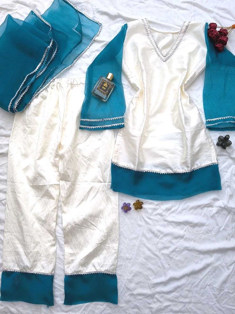 Elegant Teal &amp; White Corset Kurta Trouser Set🫶🏻