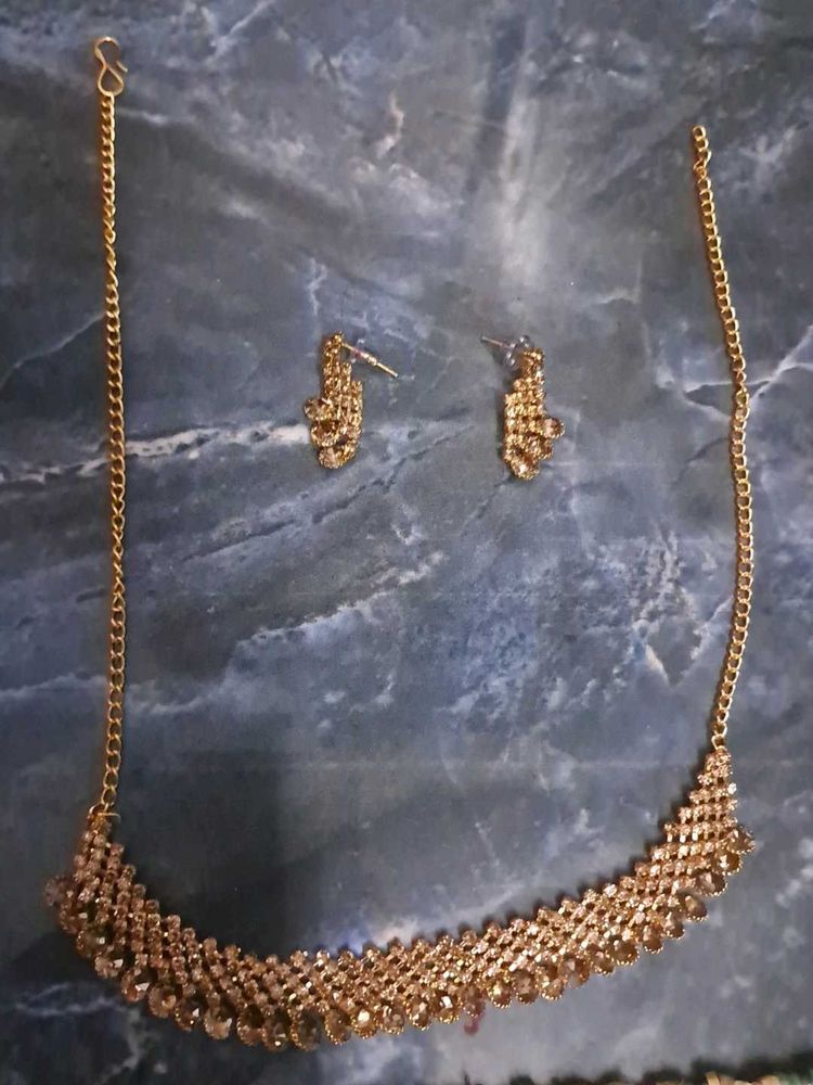 Gold Necklace &amp; Earring Set