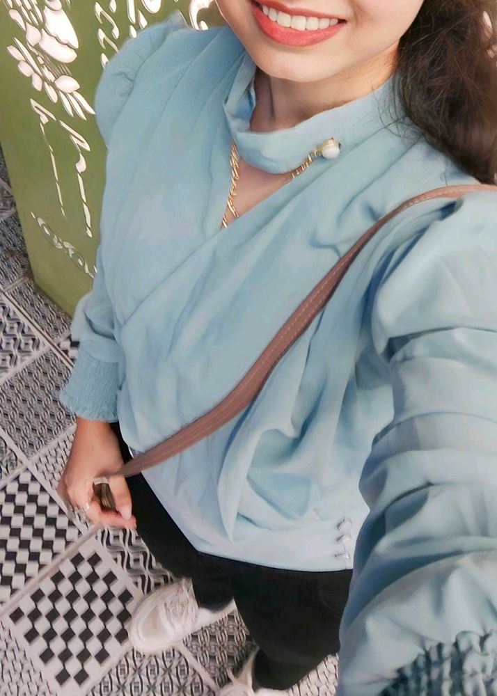 Unique Western Top With Chain
