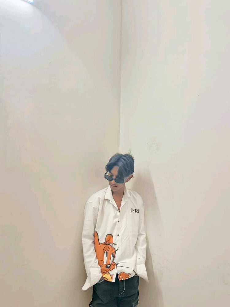 Jerry Graphic Print Shirt