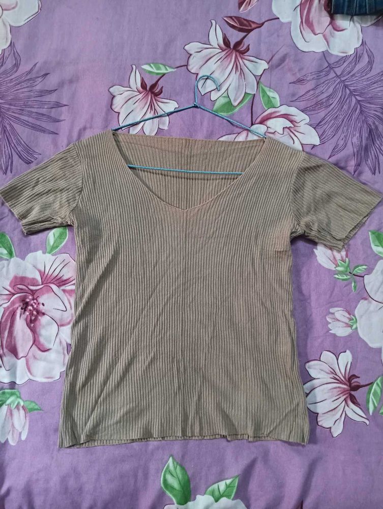 Fitted Top