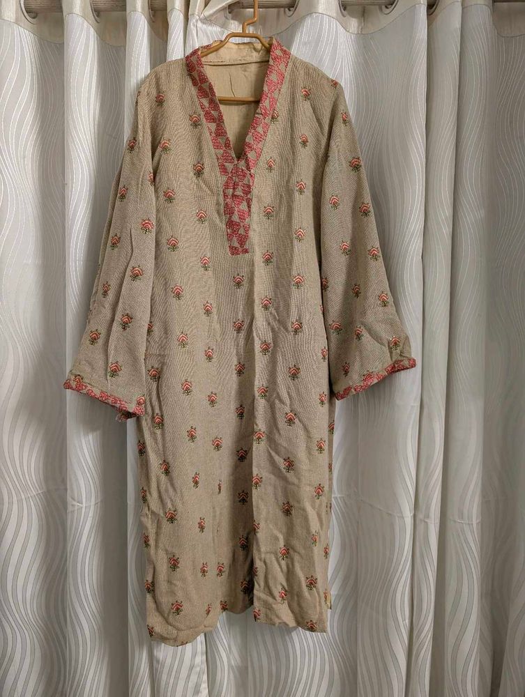 Jute Embroidered Suit Set