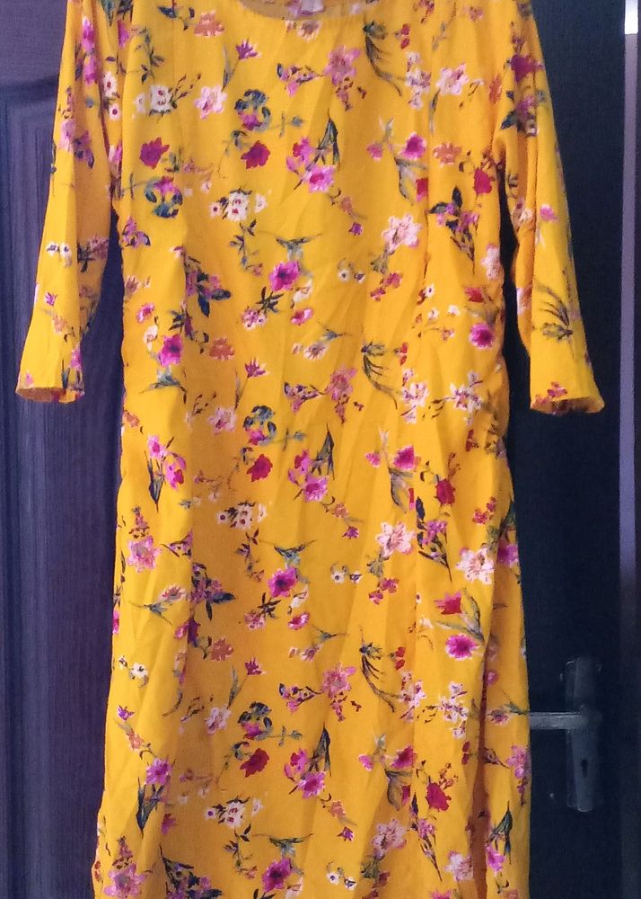 Women Crepe Feeding Kurti