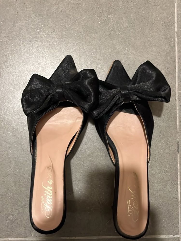 Black Bow Mules