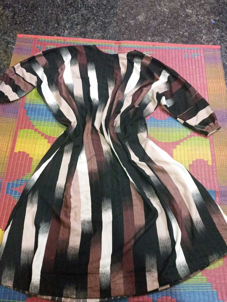 Striped kaftan abaya