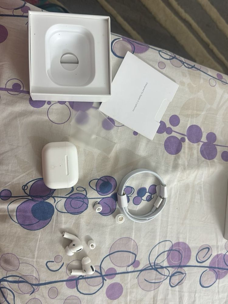 Apple AirPods Pro (2nd generation)