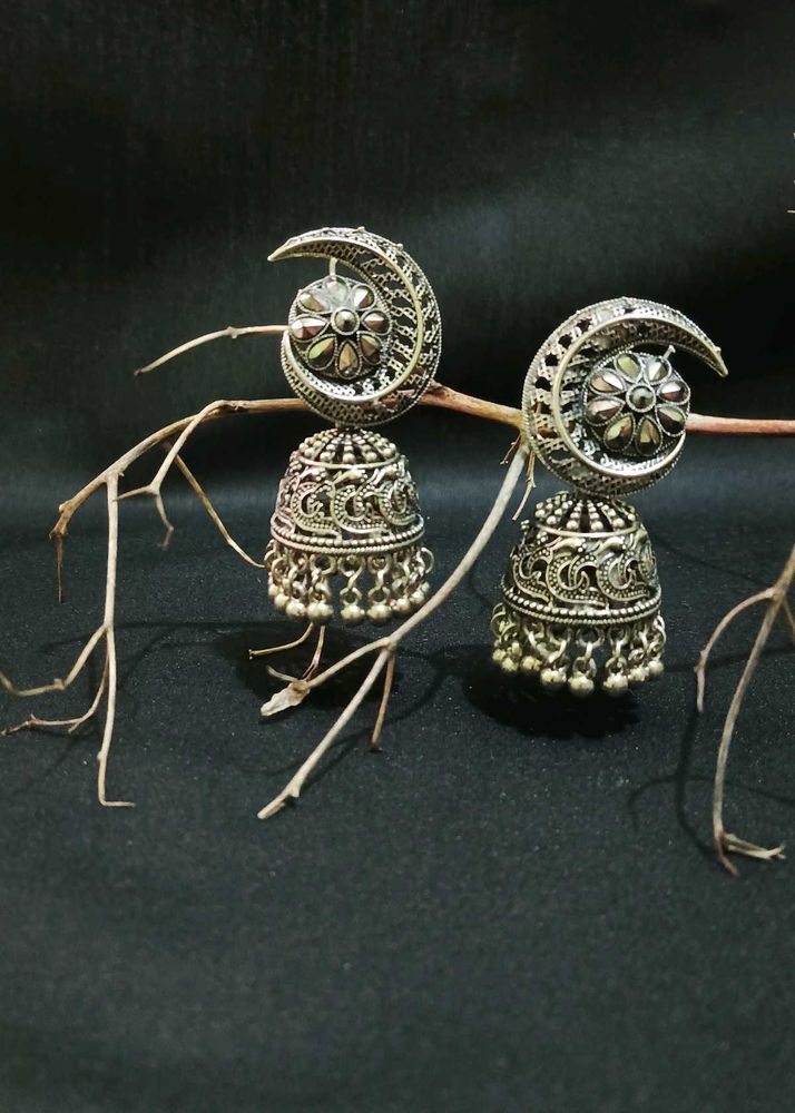 Silver Jhumka Earrings