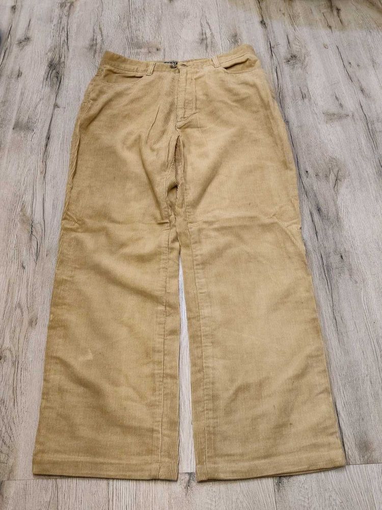 Ma2131 Gentry courdroi jeans waist 28-30 Inches