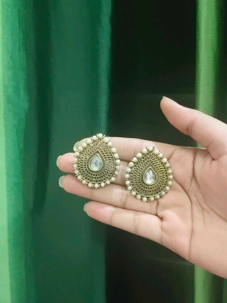 Copper Earrings With Stone In Between , White Beed