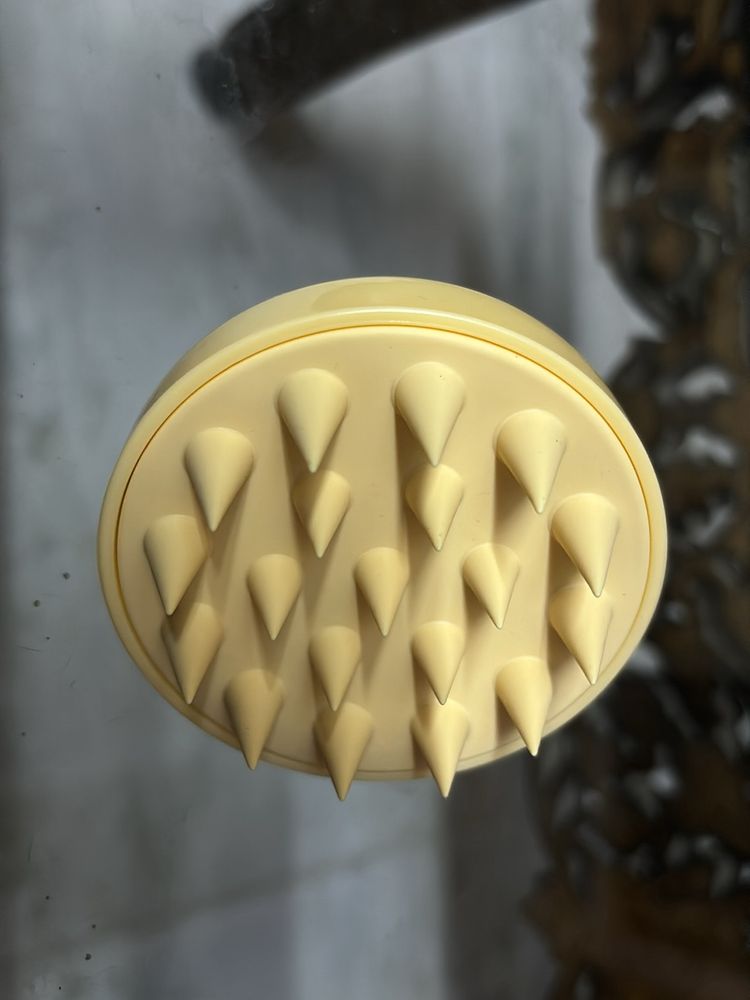 Scalp Massager Brush