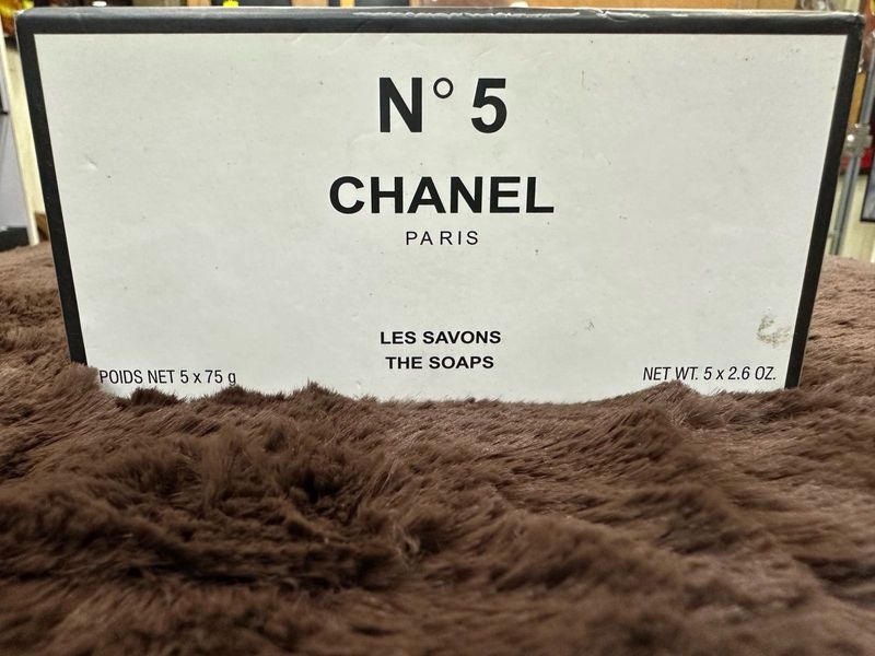 Chanel N°5 Les Savons (5 Soaps) branded