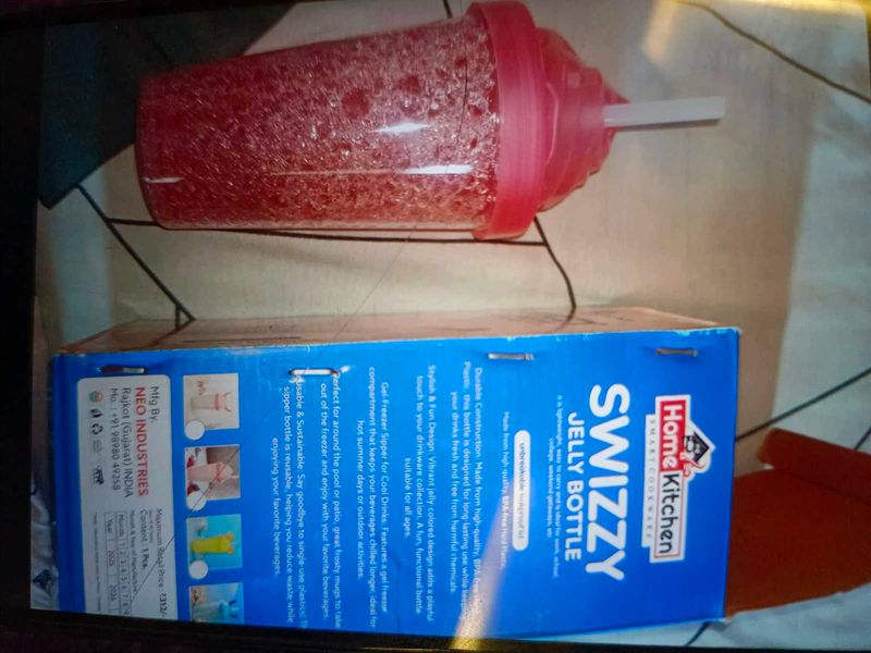 Swizzy Jelly Bottle - Home Kitchen