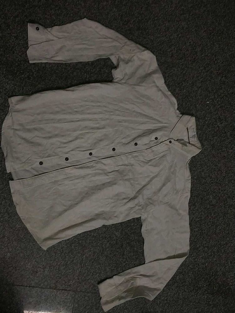 White And Black Button Shirt 42 Size Is Perfect