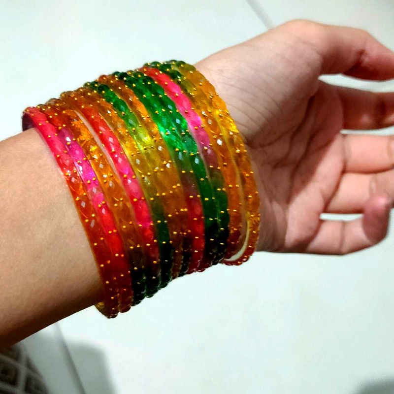 Aesthetic y2k bollywood style bangle set