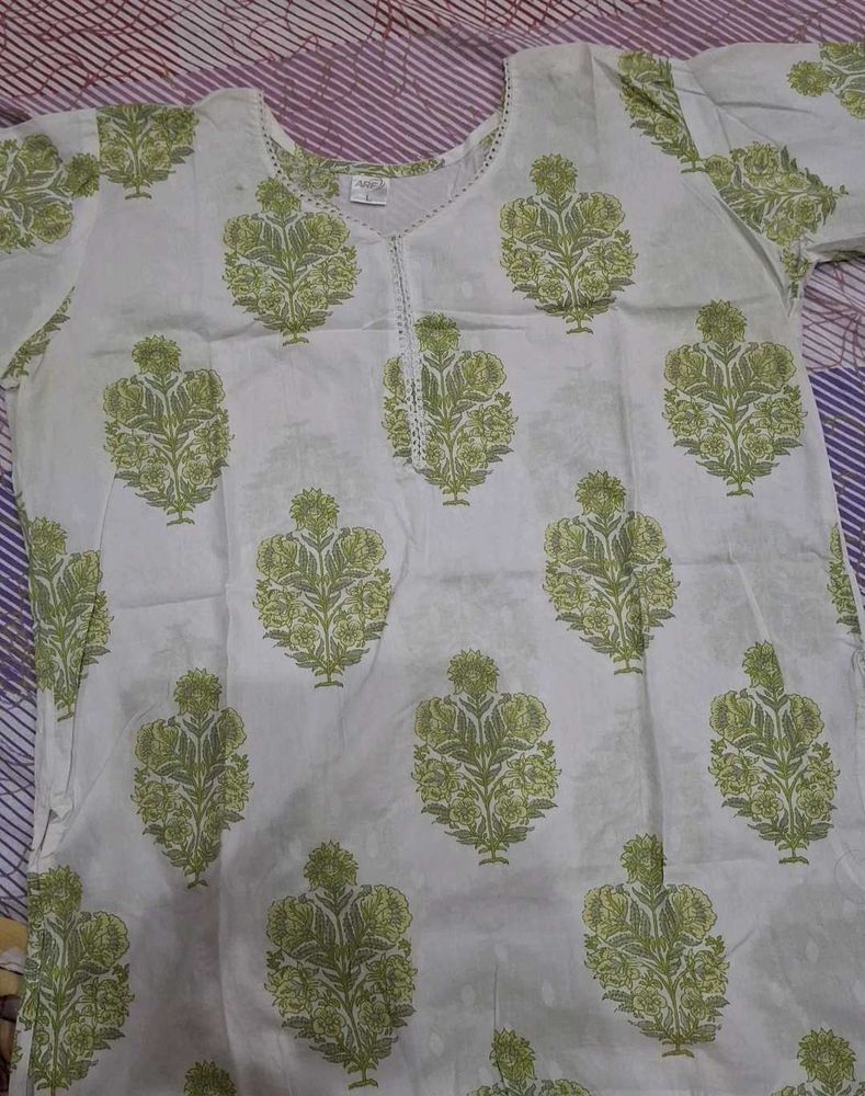 SHORT KURTI