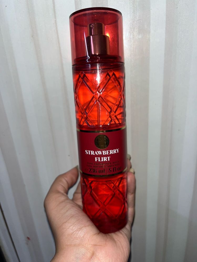 Bbw Strawberry Flirt 🎀 Body Mist