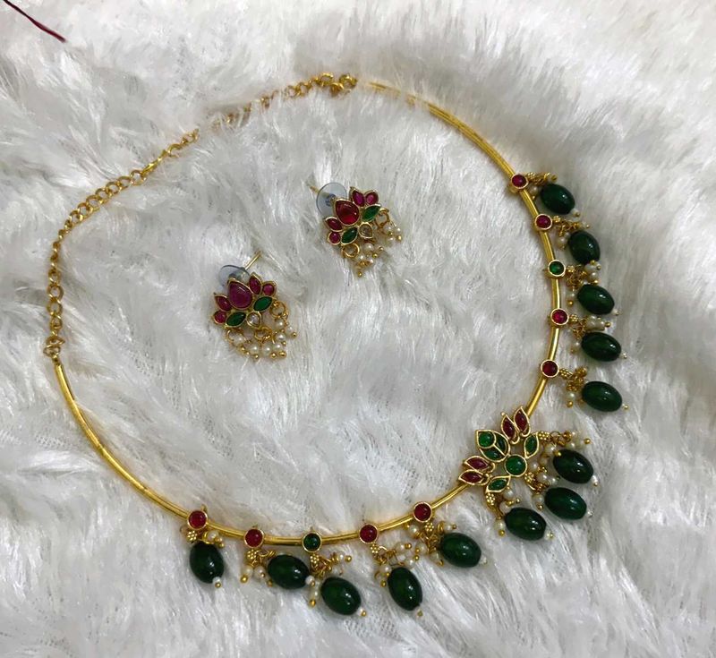 Elegant Gold-Tone Necklace Set