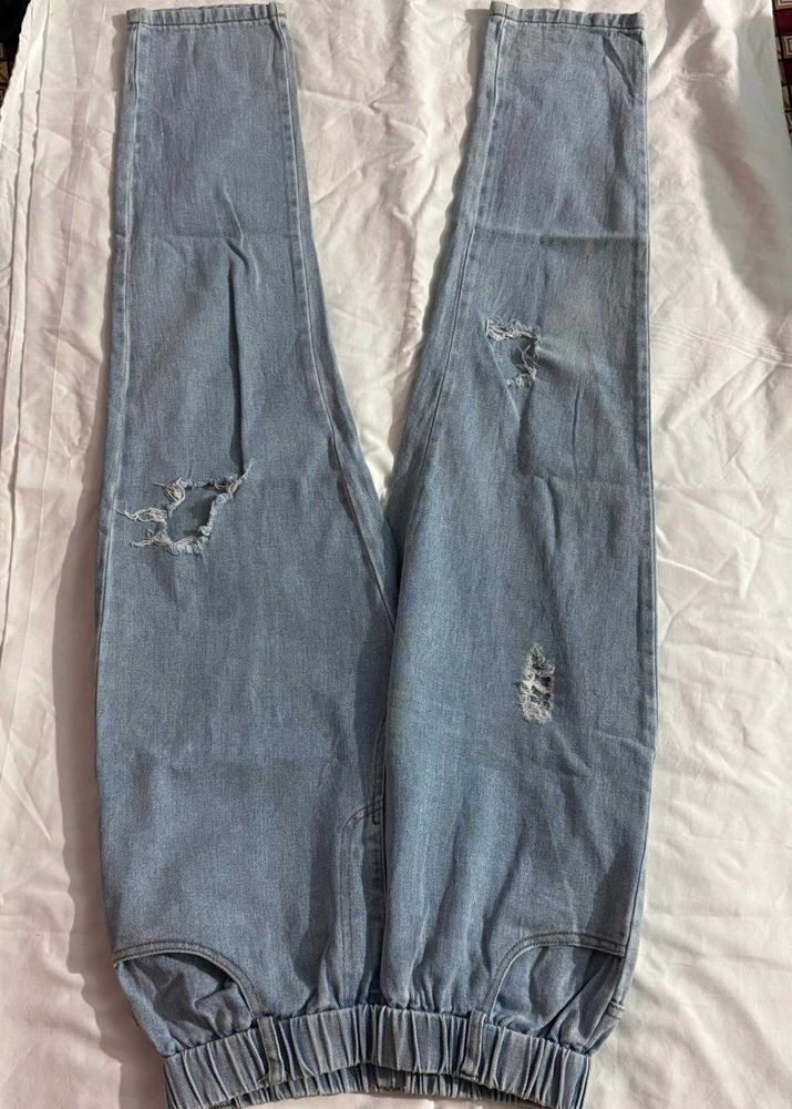 Distressed Light Wash Jogger Jeans, fits upto26-30