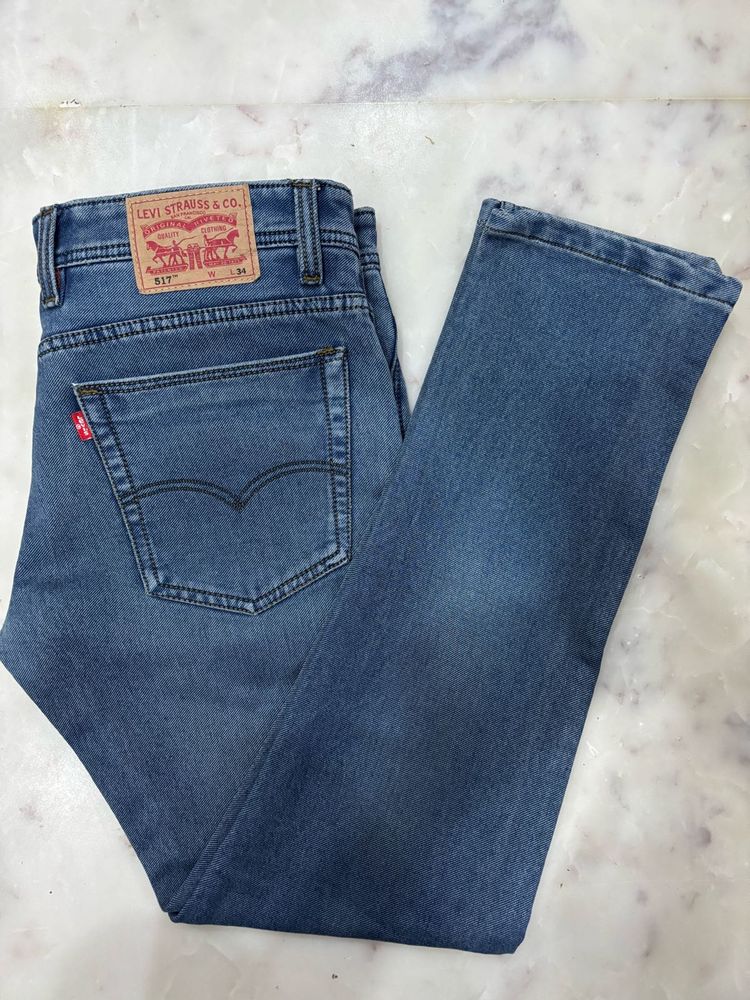 Levi&#39;s 517 Bootcut Jeans