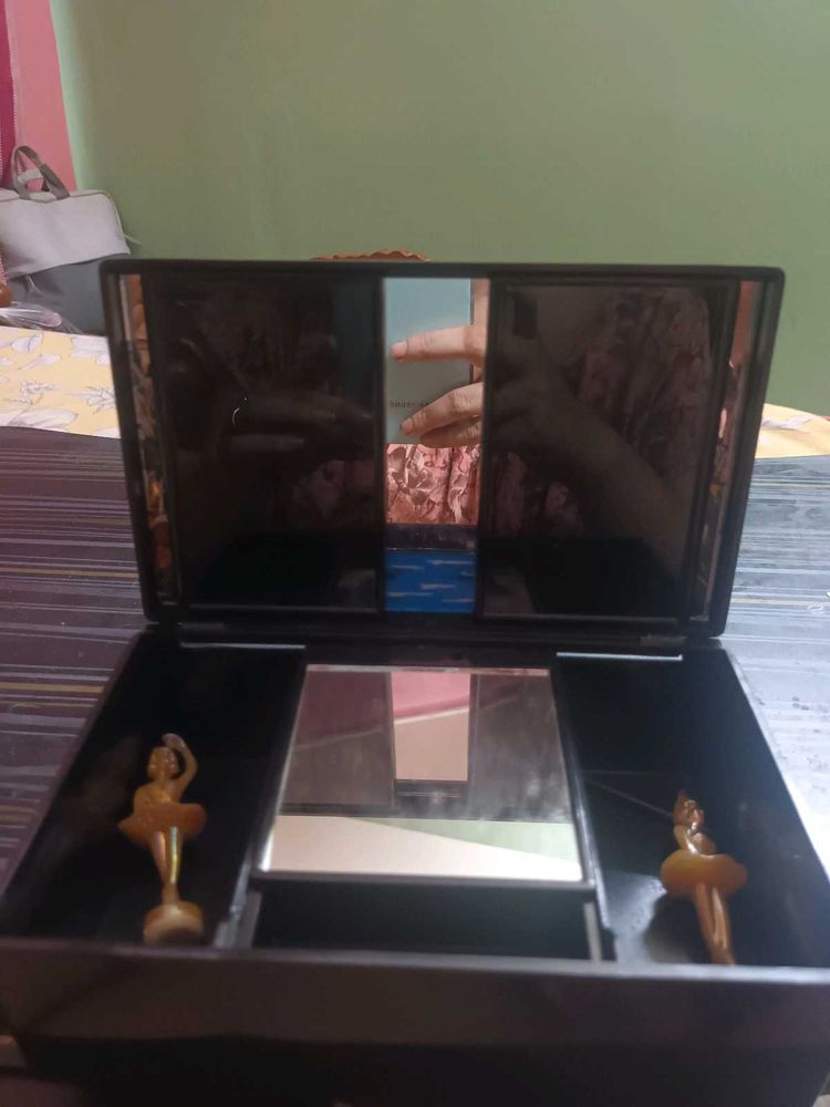 Vintage Ballerina Music Jwellery Storage Box