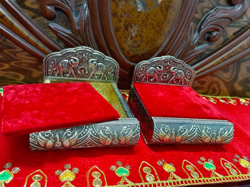 Beautiful Bed For Laddu Gopal Ji