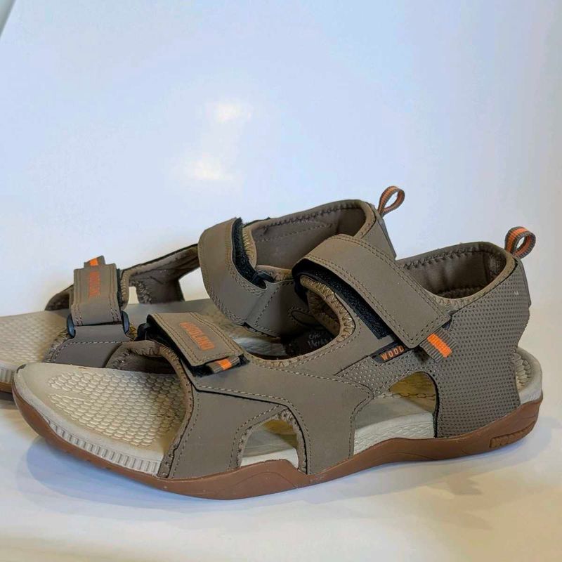 Woodland Brown Leather Sandals