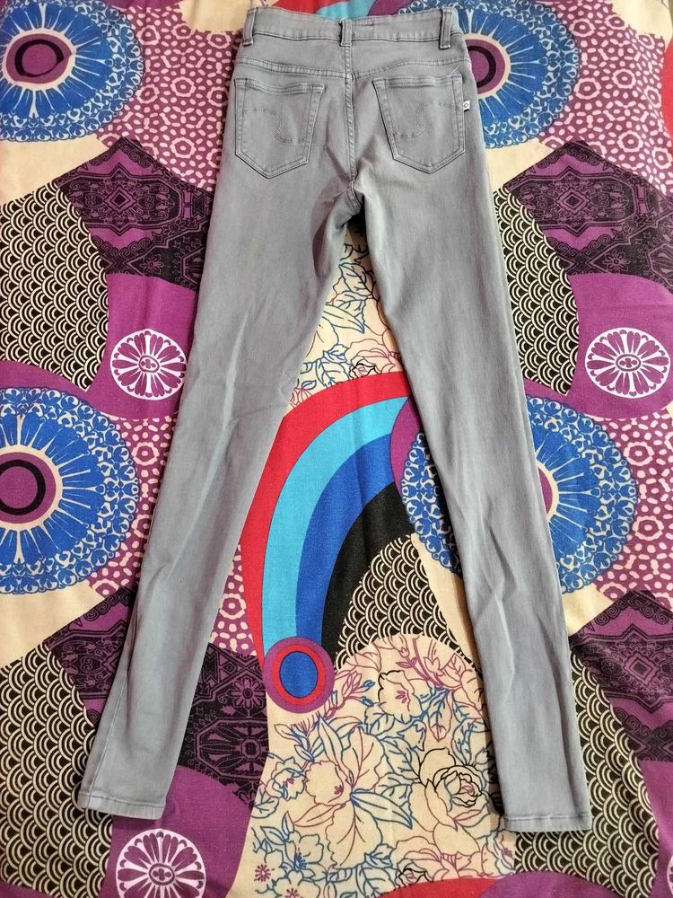 Gray Skinny Jeans