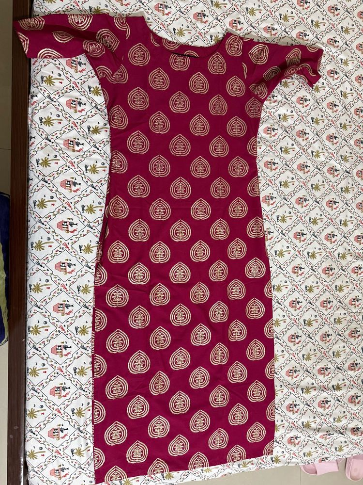 Magenta Pink Foil Printed Festive Kurta