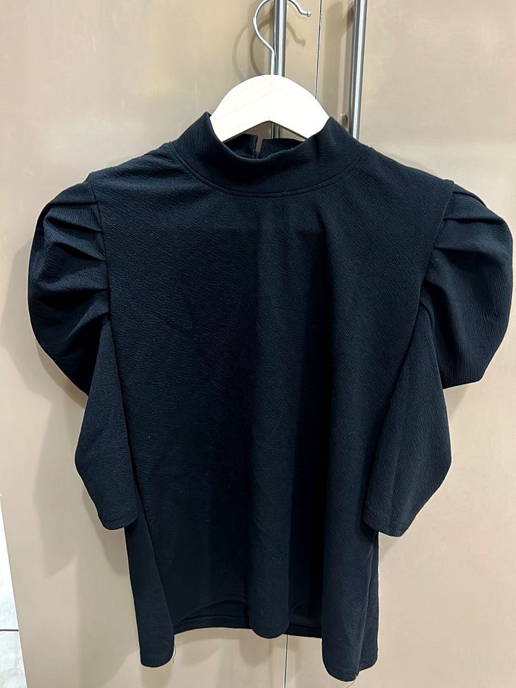 Chic Black Puff Sleeve Top