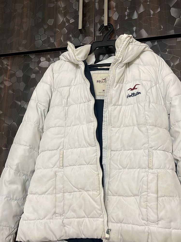 Hollister Puffer Jacket . Very Warm