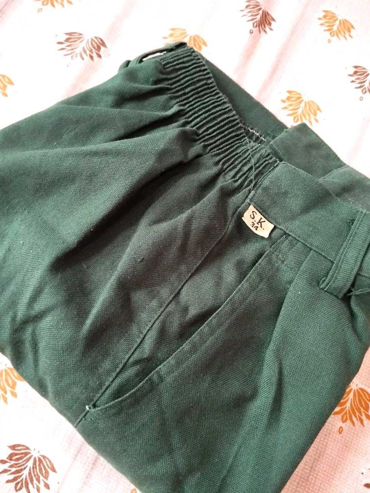 Green Casual Pants ,💚