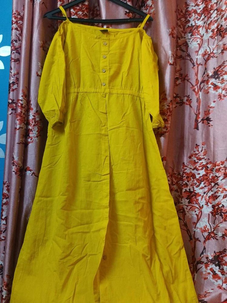 Vibrant Yellow Cold Shoulder Maxi Dress