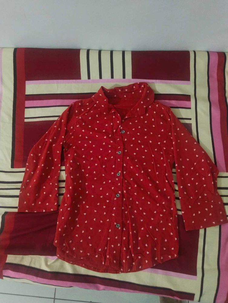 Red Heart Print Shirt
