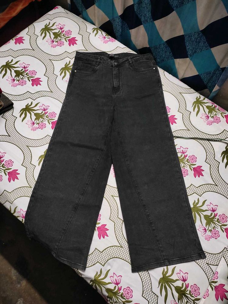 🥳Madame Wide Leg Flare Jeans On Sale!